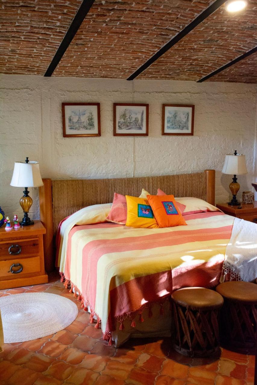 Casa Palomas Bed And Breakfast San Juan Cosalá 외부 사진